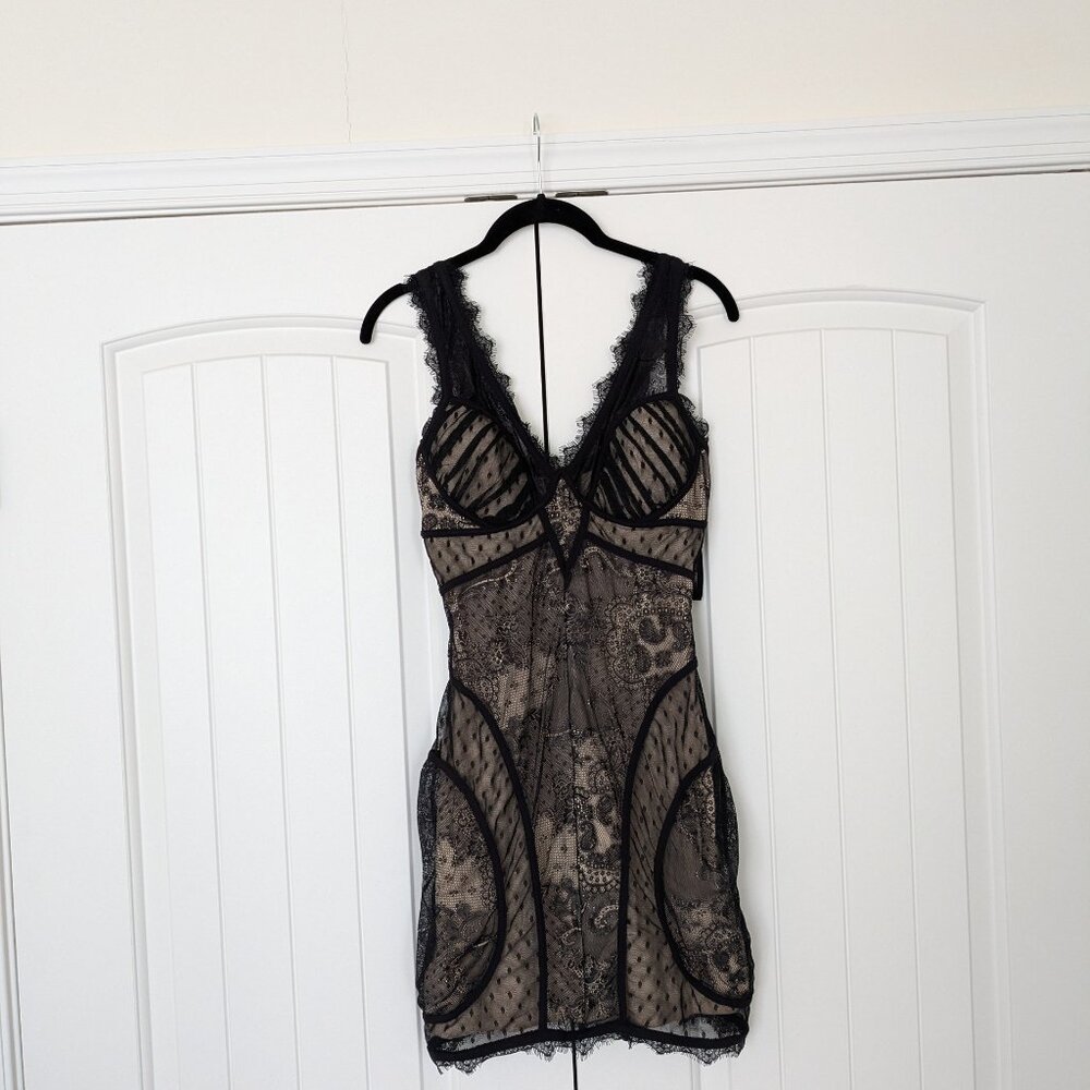 Bebe Lace Bodycon Dress